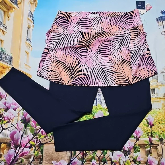 Tommy Bahama Skort & Leggings Set Size Large New - Picture 2 of 8